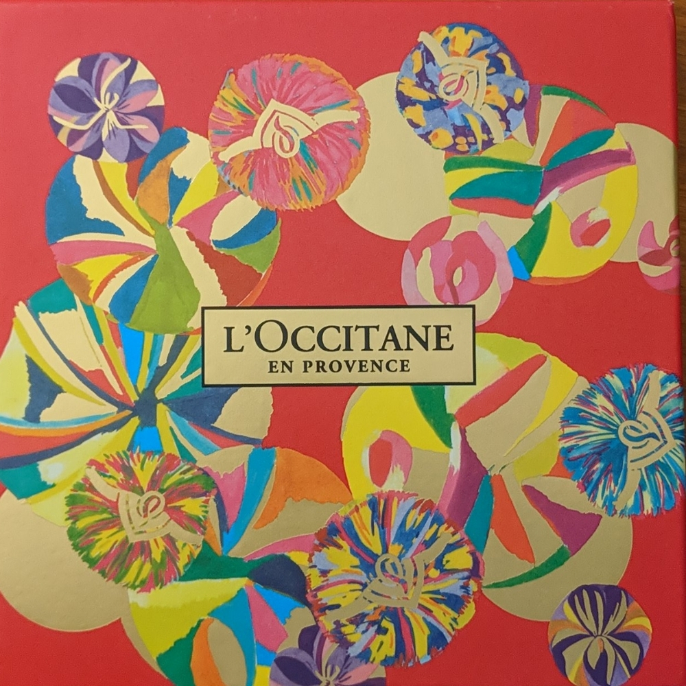 Limited Collection L'Occitane Gift Box - Picture 2 of 4